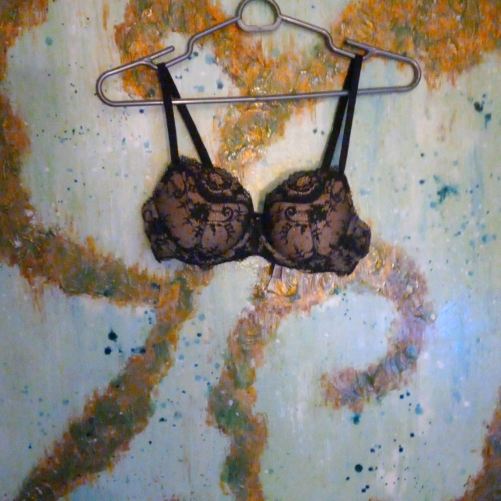 Victoria’s Secret Dream Angels Lined Demi Bra